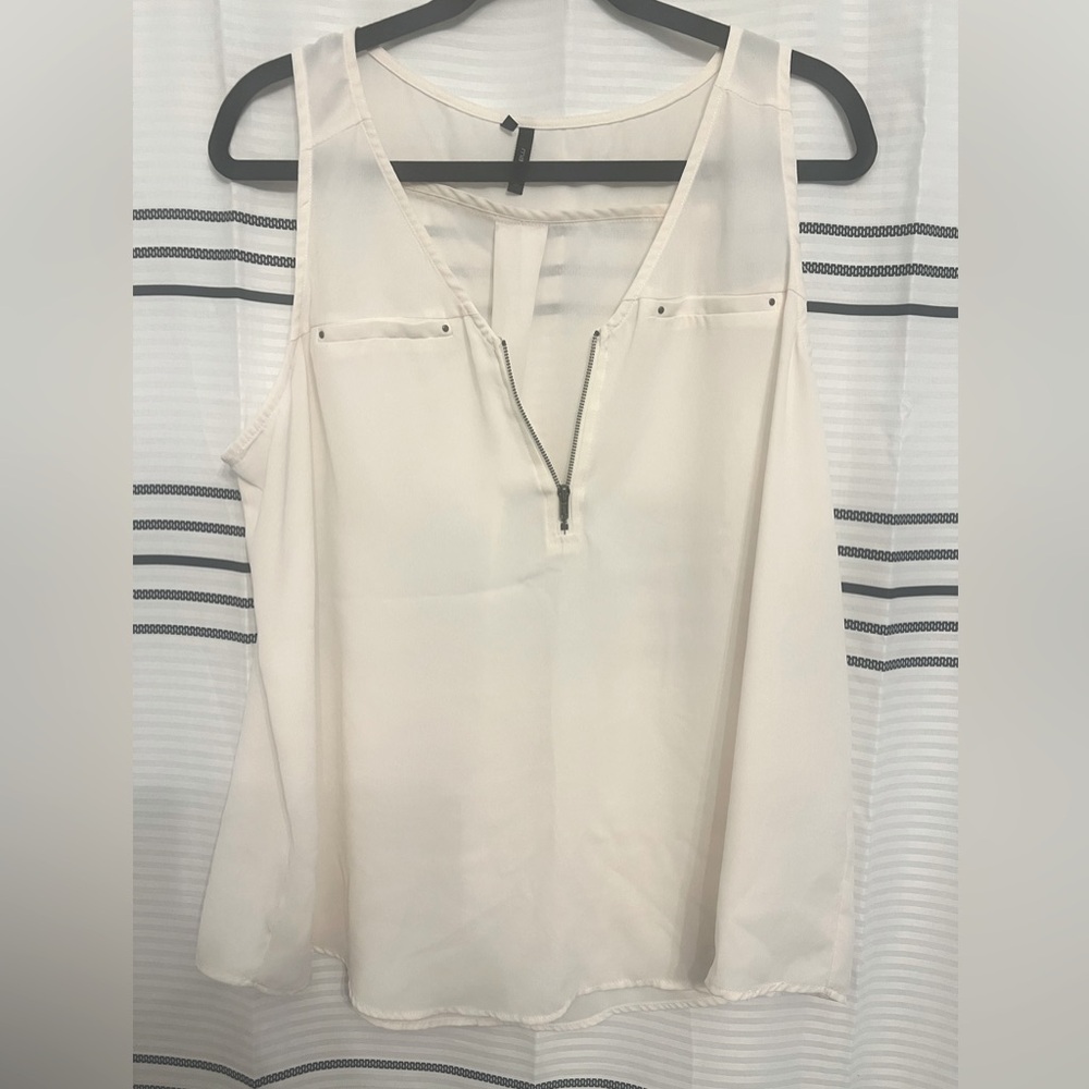 Maurice’s cream sleeveless sheer top XL